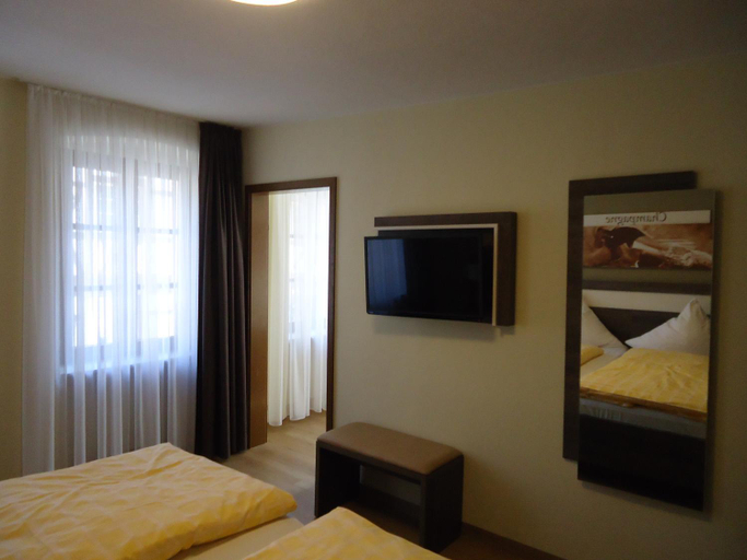 Bedroom 9