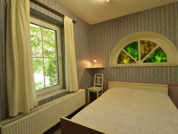 Bedroom 3, Family Villa in Ferrieres, Liège