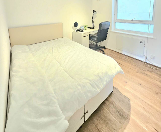 Others 4, Uxbridge Cozy little home near Brunel, London