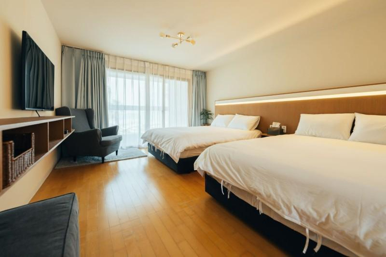 Bedroom 2, Jeju Sea Ari Pension, Jeju