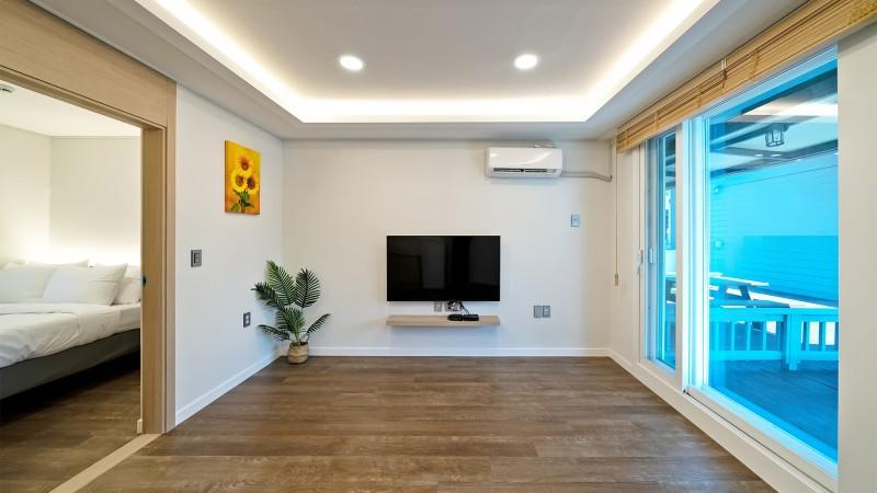 Bedroom 2, Taean Mongsanpo Gold Ocean Pension, Taean