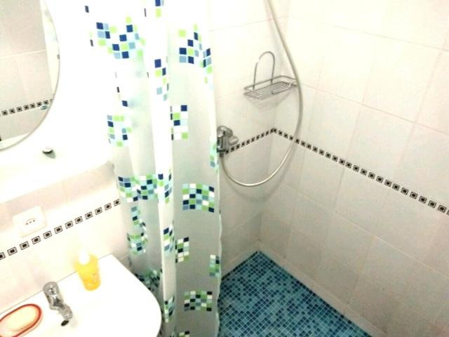 Bathroom, Apartments on Rulevoy Pereulok, Odes'ka