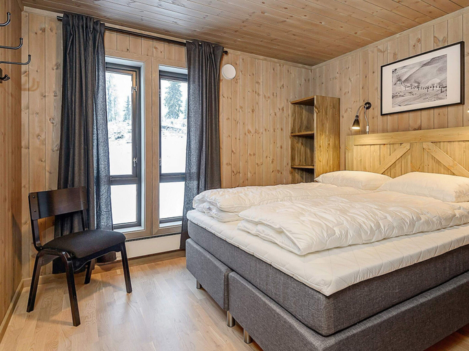 Bedroom 2, 10 Person Holiday Home in Favang, Ringebu