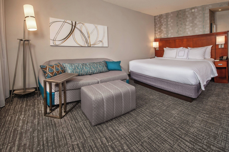 Bedroom 3, Courtyard by Marriott Dunn Loring Fairfax, Fairfax