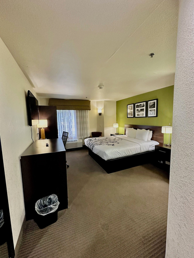 Bedroom 3, Sleep Inn & Suites Central/I-44, Tulsa