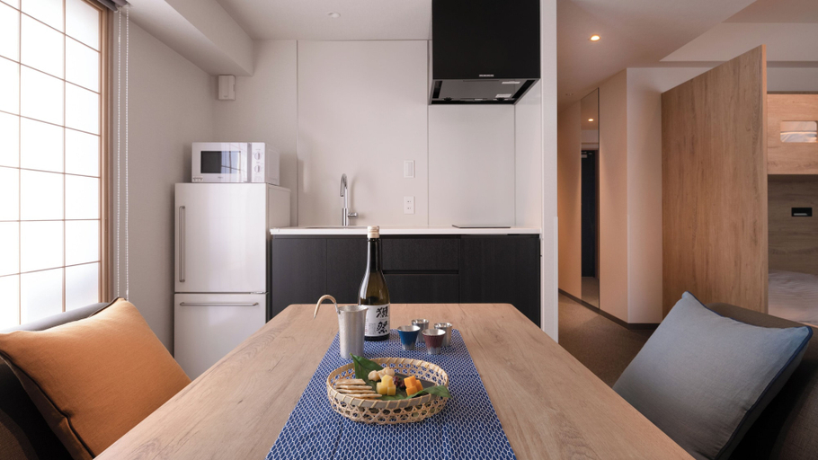 Dining Room 27