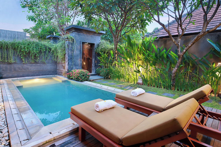 Swimming Pool 8