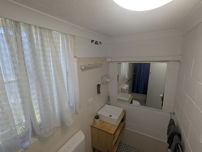 Bathroom 24