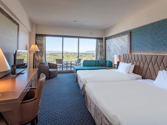 Bedroom 3, Okinawa Kariyushi Beach Resort Ocean Spa, Onna