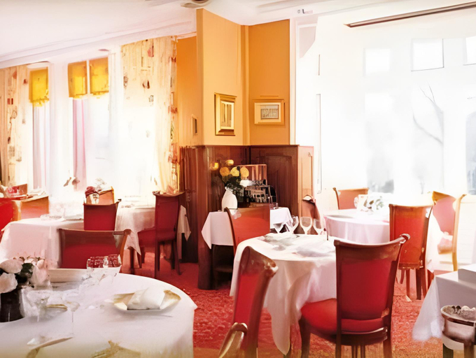 Food & Drinks 5, La Villa Bois Joli HOTEL RESTAURANT, Orne