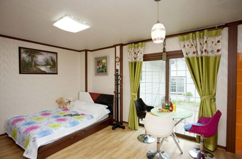 Bedroom, Miryang Mirpia Pension, Miryang