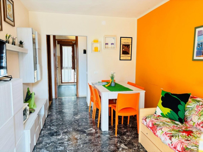 Bedroom 2, Flat with sunny terrace close to the beach, Venezia