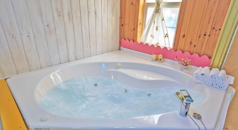 Bathroom 3, Pyeongchang Fairy Tale Story Pension, Pyeongchang