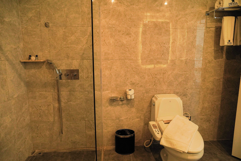 Bathroom 3, Sunday Hevea Hotel and Resort, Angeles City