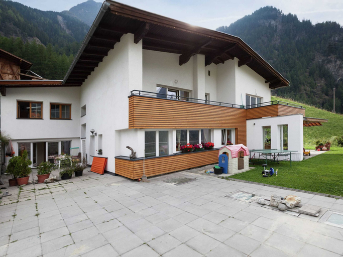 Exterior & Views 2, Apartment in Langenfeld near Solden Ski, Imst