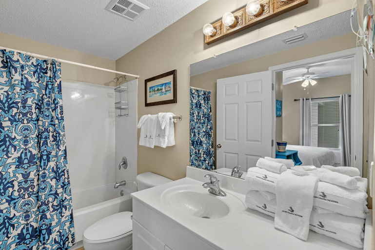 Bathroom 4, Windemere 1102, Escambia