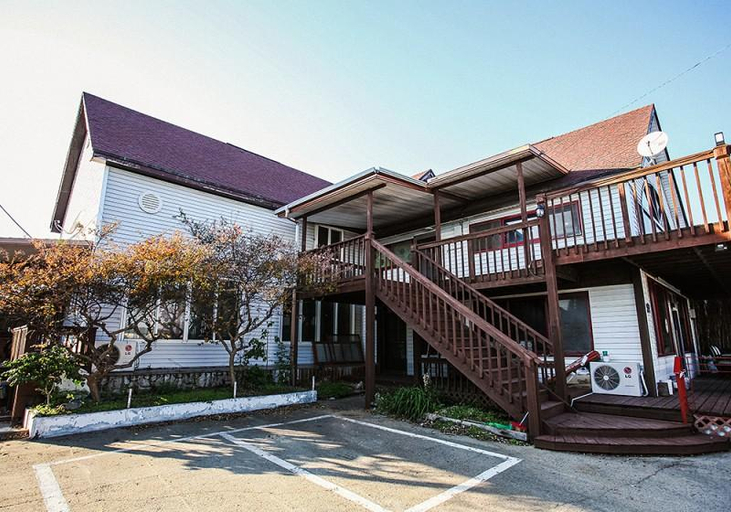 Others 4, Taean Sky and Sea Pension, Taean