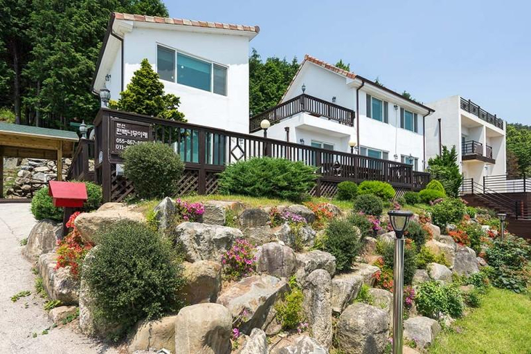 Exterior & Views 1, Namhae Cypress Tree Pension, Namhae