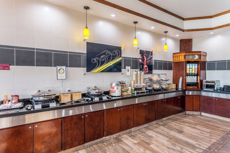 Food & Drinks 5, Fairfield Inn & Suites Alamogordo, Otero