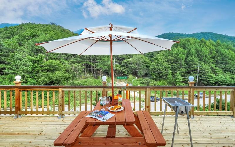 Others 2, Pocheon Valley Embracing Pension, Cheorwon