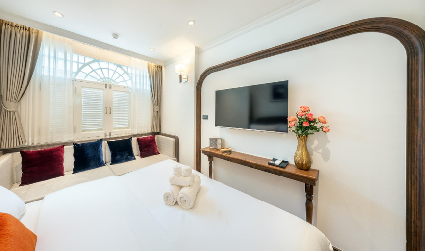 Bedroom 6