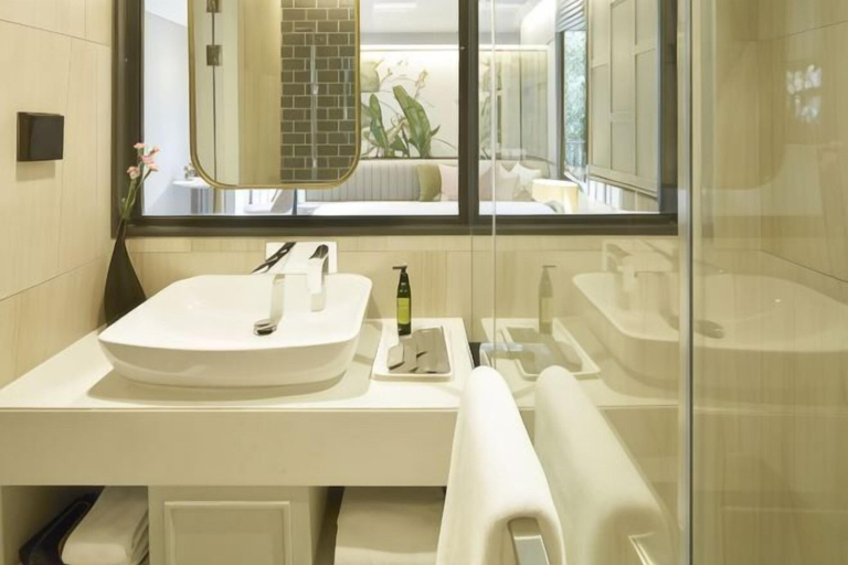 Bathroom 4