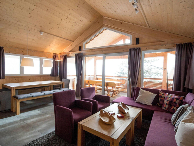 Others 1, Beautiful Chalet With hot tub, Murau