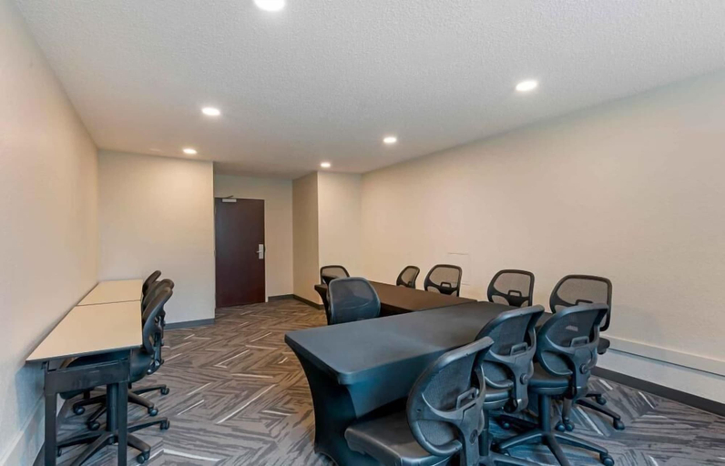 Others 5, Extended Hotel Studio, Los Angeles
