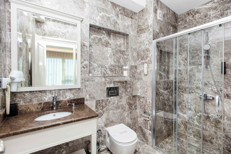 Bathroom, Morava Hotel, Fatih