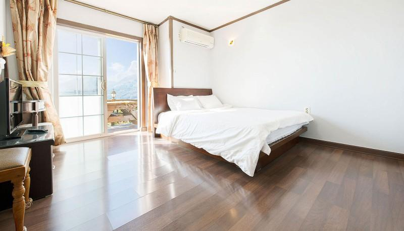 Others 4, Geoje Island Nest, Geoje