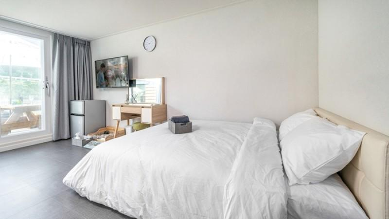 Bedroom 2, Hongcheon Petium Pension, Hongcheon
