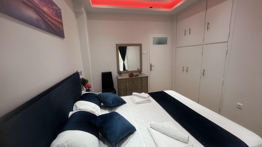 Bedroom 4, Four Seasons Apartment in Athens, Central Greece