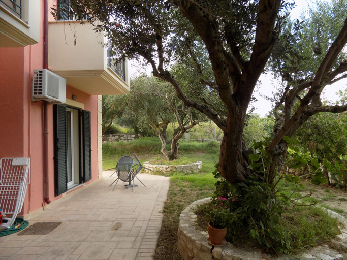 Others 4, Kolona Apartments, Ionian Islands