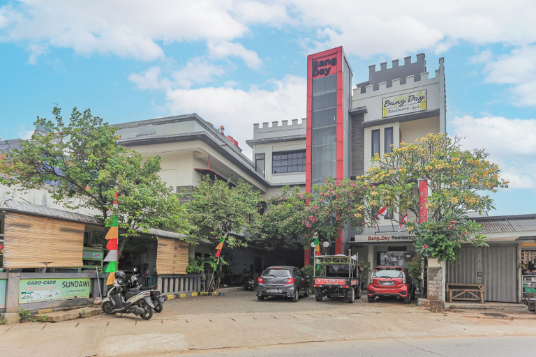 Super OYO Capital O Bang Day Residence - Cek Promo Hotel Murah Terbaru ...