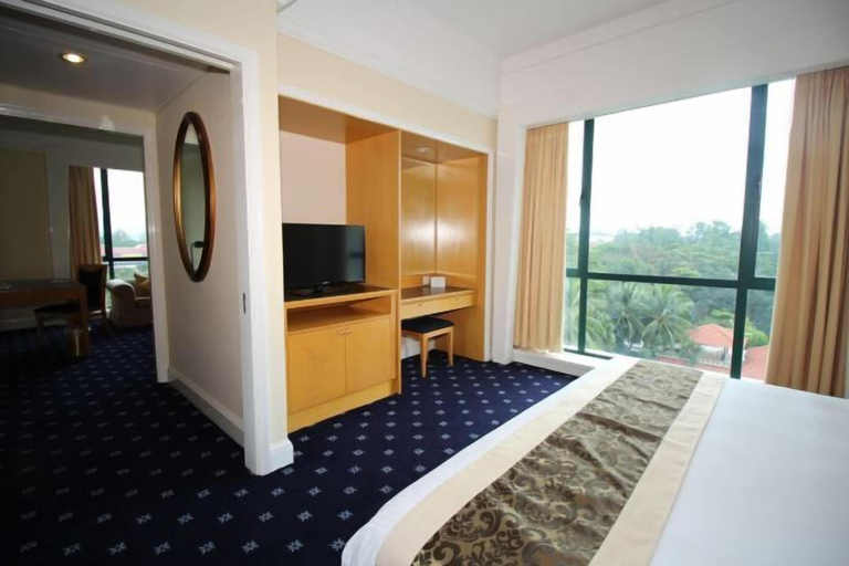 Bedroom 8