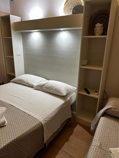 Bedroom 5, B&B La Bastia, Reggio Di Calabria