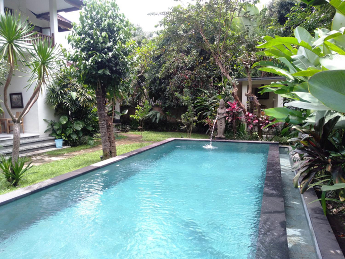 Swimming Pool 16