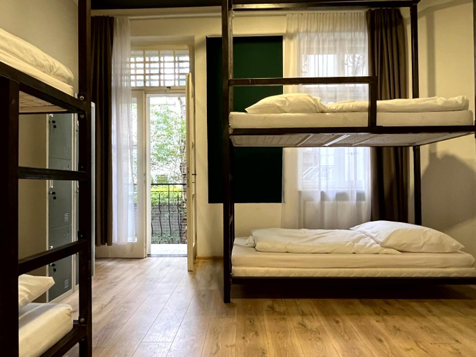 Others 4, Hostel Waltz, Bratislava II
