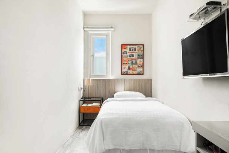 Bedroom 2, Kenting Fairyland & Farm Guest House, Pingtung