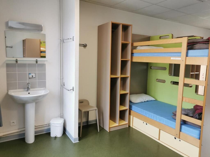 Bedroom 4, Auberge de Jeunesse HI Rouen, Seine-Maritime