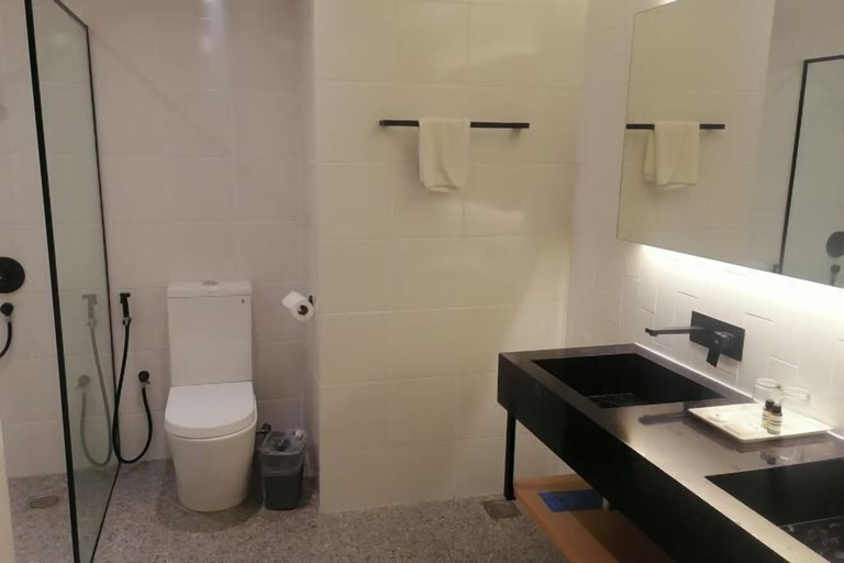Bathroom 9