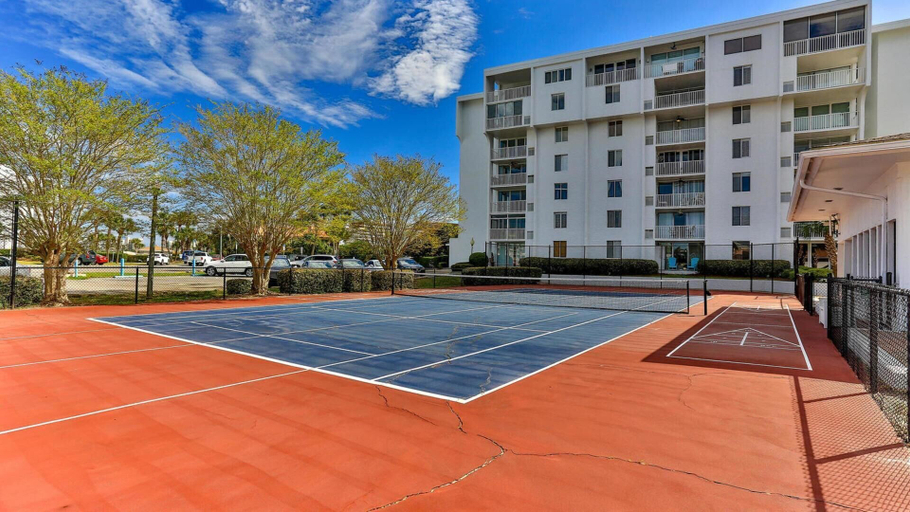 Exterior & Views 2, Dolphin Point 402b, Okaloosa