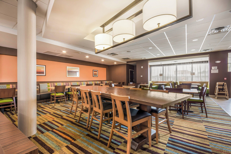 Food & Drinks 5, Fairfield Inn & Suites by Marriott Chickasha, Grady