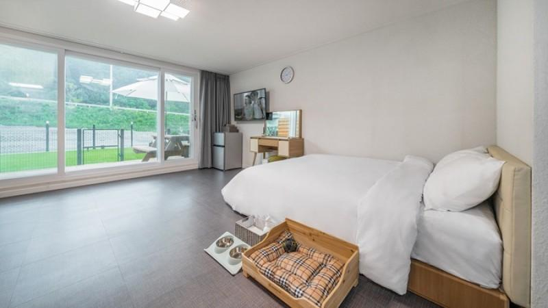Bedroom 3, Hongcheon Petium Pension, Hongcheon