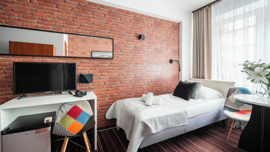 Others 5, Hotel Delta, Kraków City