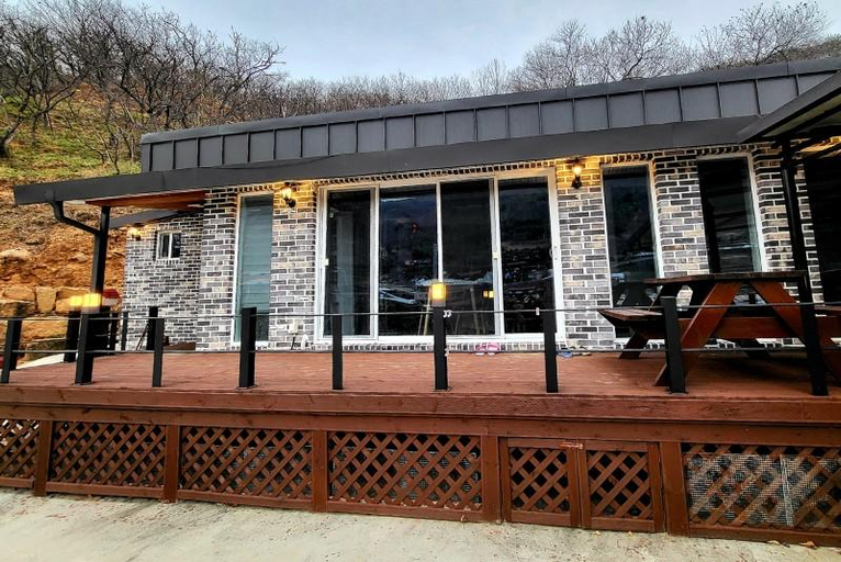 Others 4, Gurye Seomjingang Sunshine Pension, Gurye