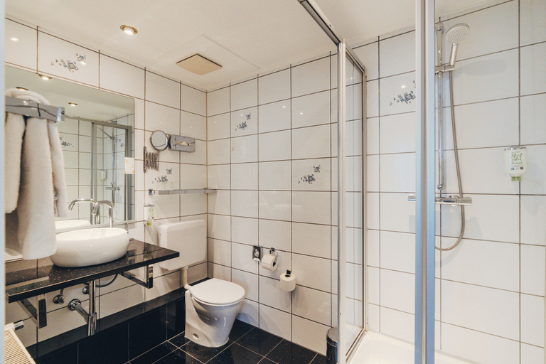 Bathroom 5, Boutique Hotel Berial Düsseldorf, Düsseldorf