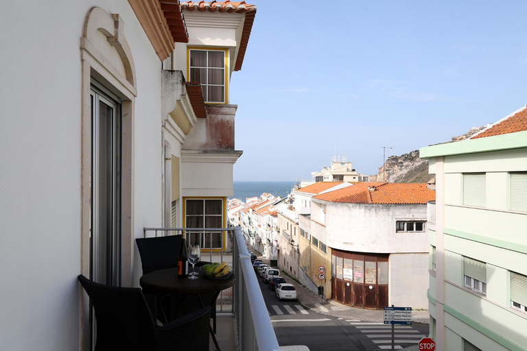Others 4, GuestHouse Vitoria - Quarto com varanda e vista de mar, Nazaré