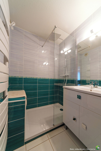 Bathroom, Terres de France - Résidence Les Silènes, Isère