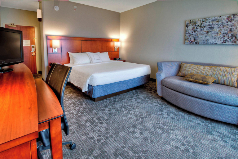 Bedroom 3, Courtyard by Marriott Burlington, Alamance